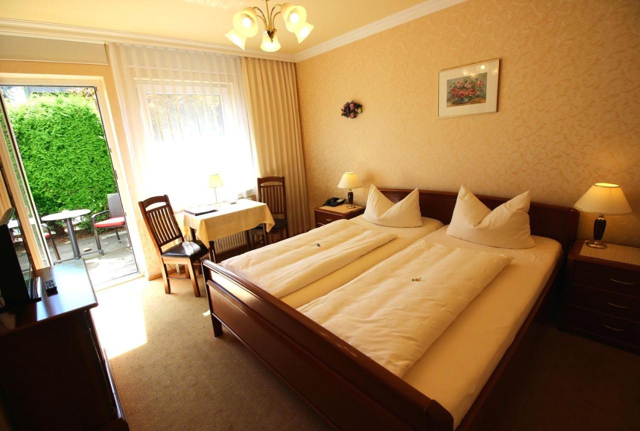 איינבק Hotel-Garni Haus Johanna מראה חיצוני תמונה